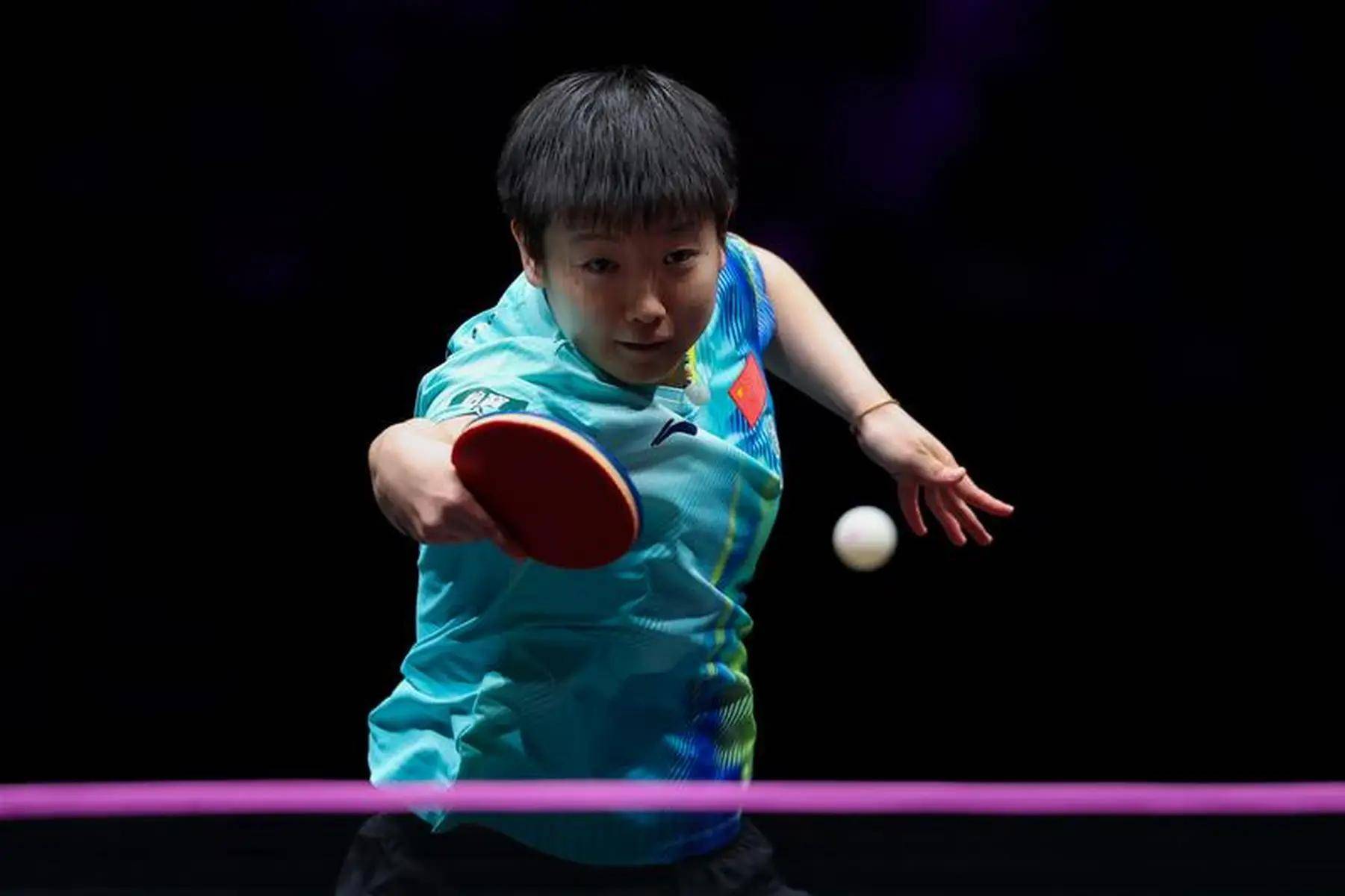 WTT重庆站：孙颖莎3-0朱芊曦强势开局 王楚钦温瑞博进八强