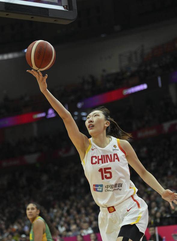 表现-韩旭22+8张子宇8分 三大中锋联手力压卡多佐