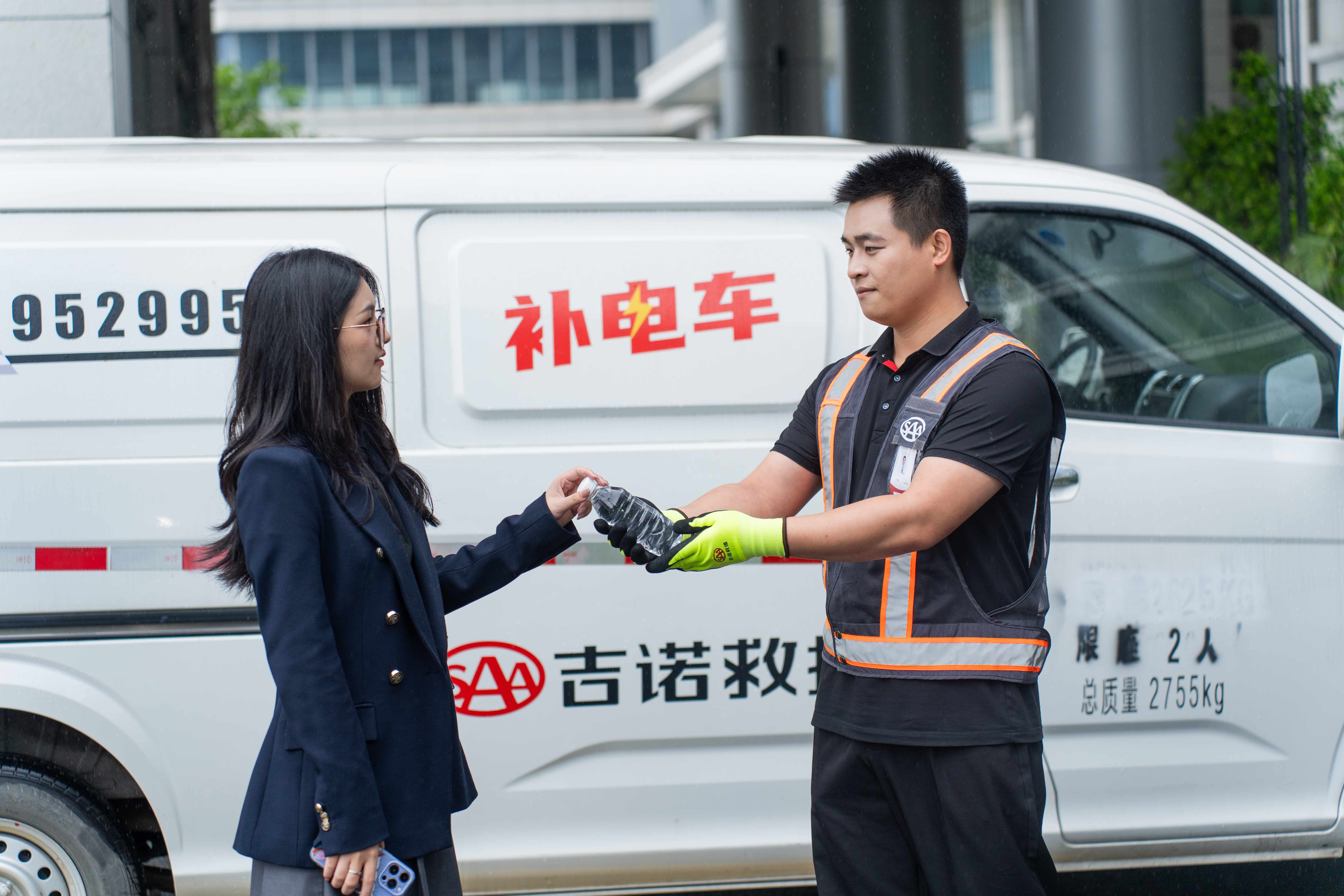 成都救援拖车24小时服务(图1)