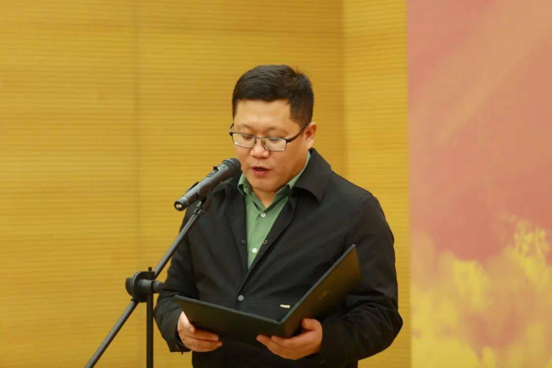 北京画院美术馆负责人 薛良先生主持开幕式【展览现场】【展览信息】展览