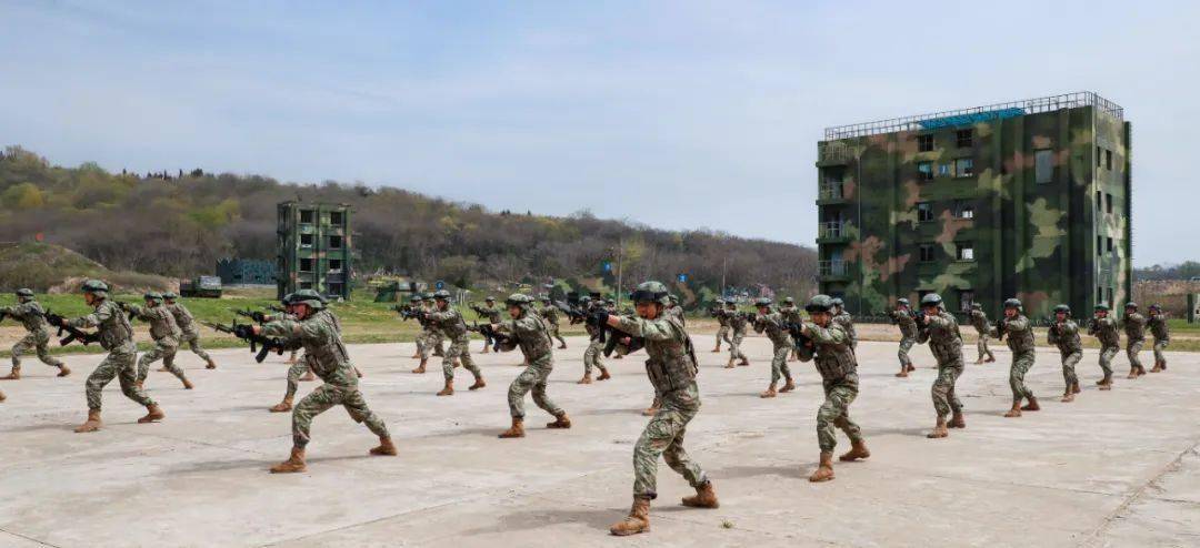 中国银行保险报网 :今晚开奖结果开奖号码查询-菲律宾拉援兵，与日本强化军事合作