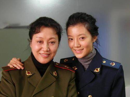 车晓母亲王丽云：和前夫离婚不离心，前女婿被悬赏2160多万
