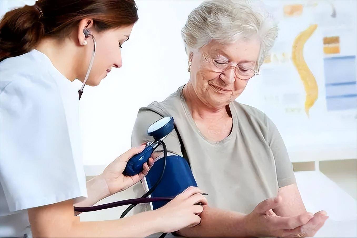 50岁后坚持晨练，比不常晨练患心梗风险高数倍？医生：3点很重要