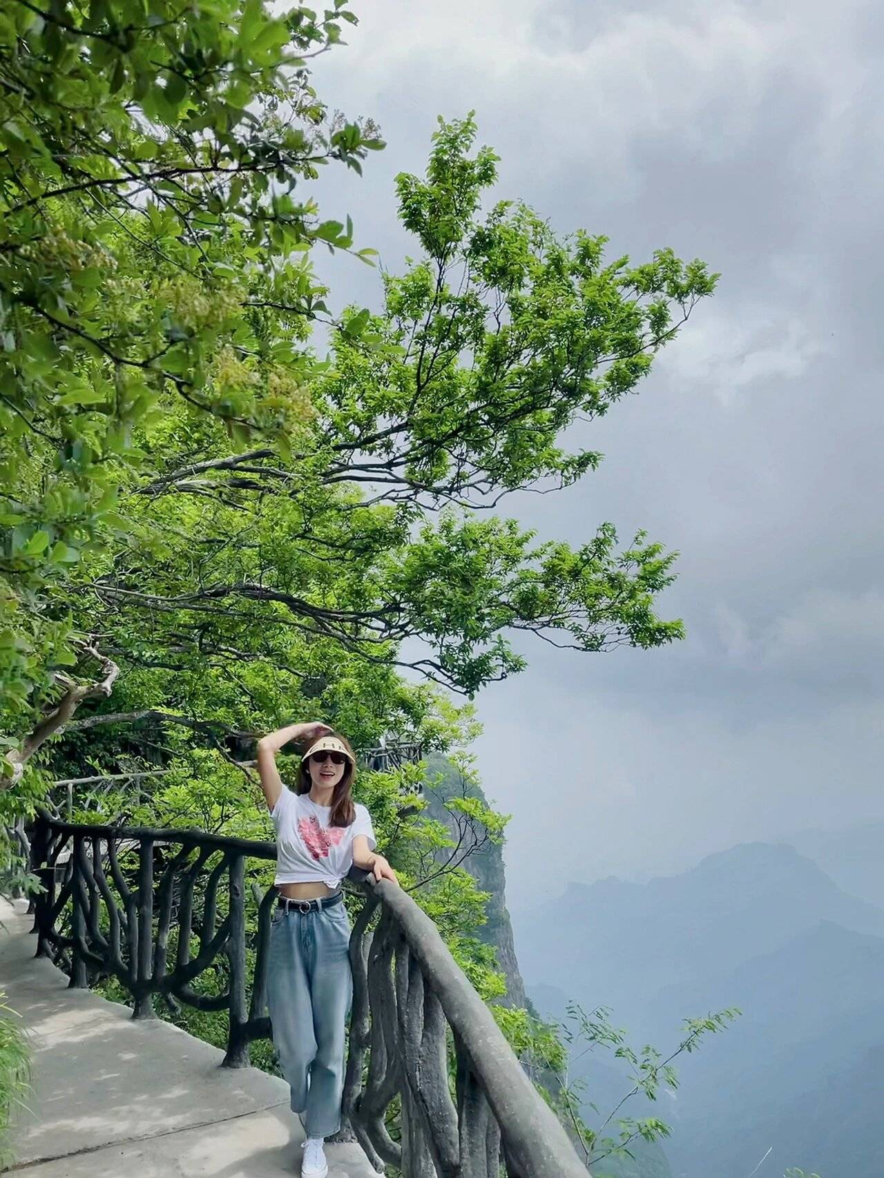Binance Casino - 领先的数字货币娱乐场，安全稳定，极速存取避雷！张家界旅游5天费用避坑不迷路！