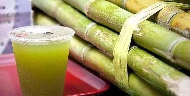 街边的鲜榨饮品真的没“加料”？看完各位就知道了！