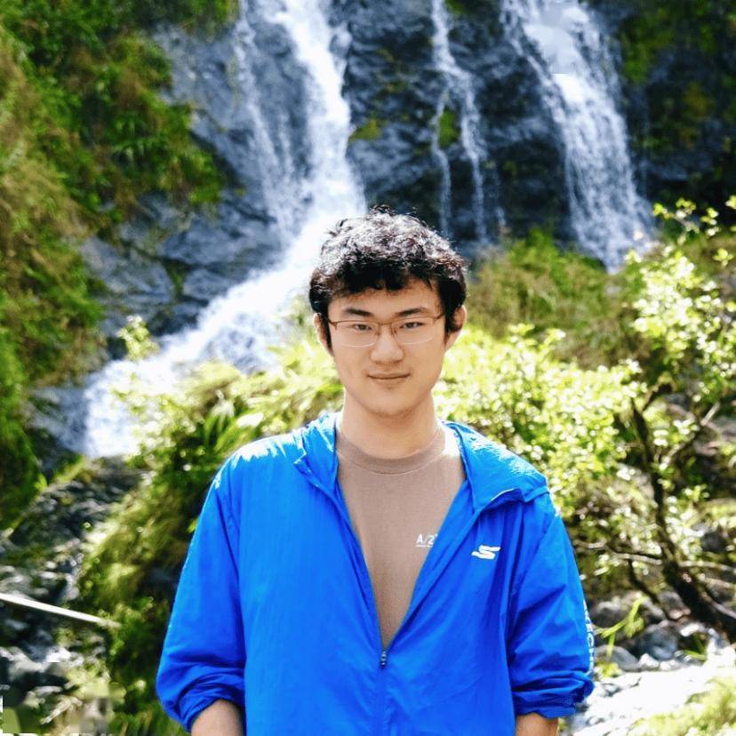 硅谷三巨头齐放大招，现在就等梁文锋了
