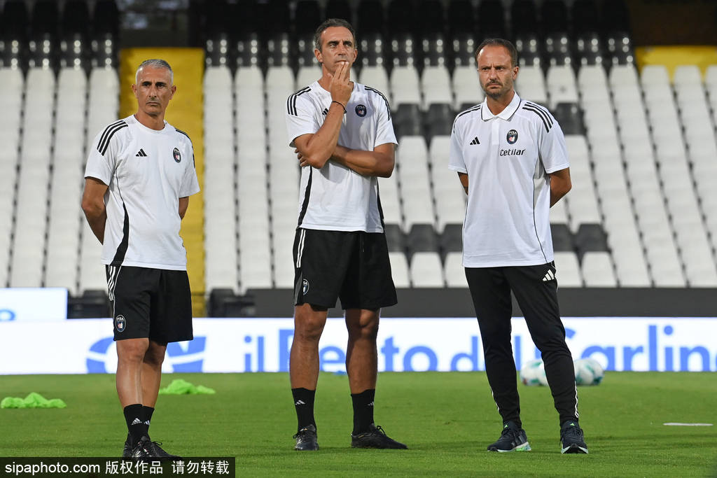 米兰失利分析：卡佩罗揭示阿莱格里面临的战术困境与转会需求