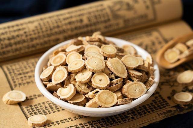 中药用量的“玄机”：20味常用药的剂量差异，用量不同功效大不同