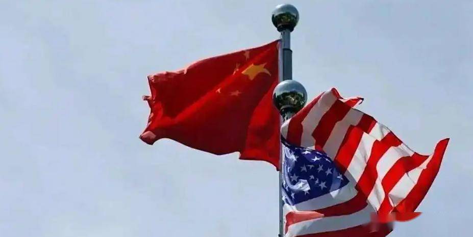 一旦中国清空全部7307亿美元美债,明天我们自己的出口企业,就将接不到一张新订单!因为我们抛出的是美债,换回的,却是瞬间暴跌的美元