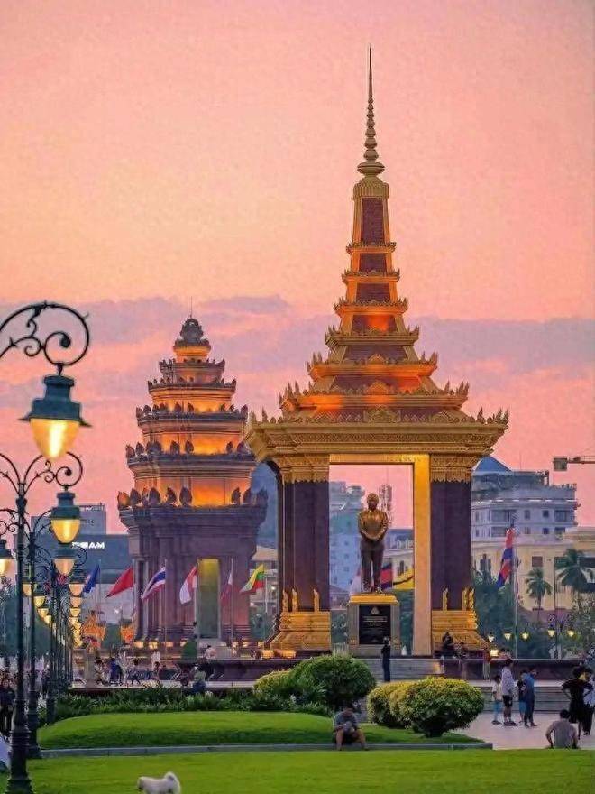 免费USDT/USDC游戏推荐/注册送币链游大全/边玩边赚新选择堪比缅北？曾挤满中国游客的天堂如今成诈骗赌博炼狱易随处可见