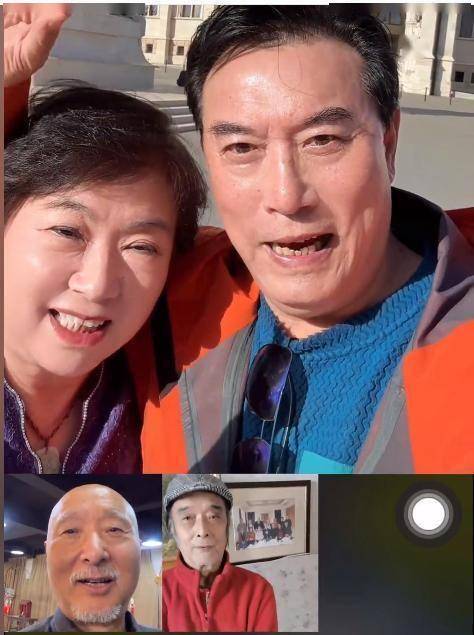 陈佩斯三兄妹罕见同框!75岁大哥老得认不出,妹妹却年轻富态有活力