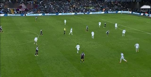 随着维拉2-1逆转阿森纳4-1热刺英超更新积分榜：前8诞生英超联赛免费高清直播+实时赛程+积分预测（2025赛季全覆盖）