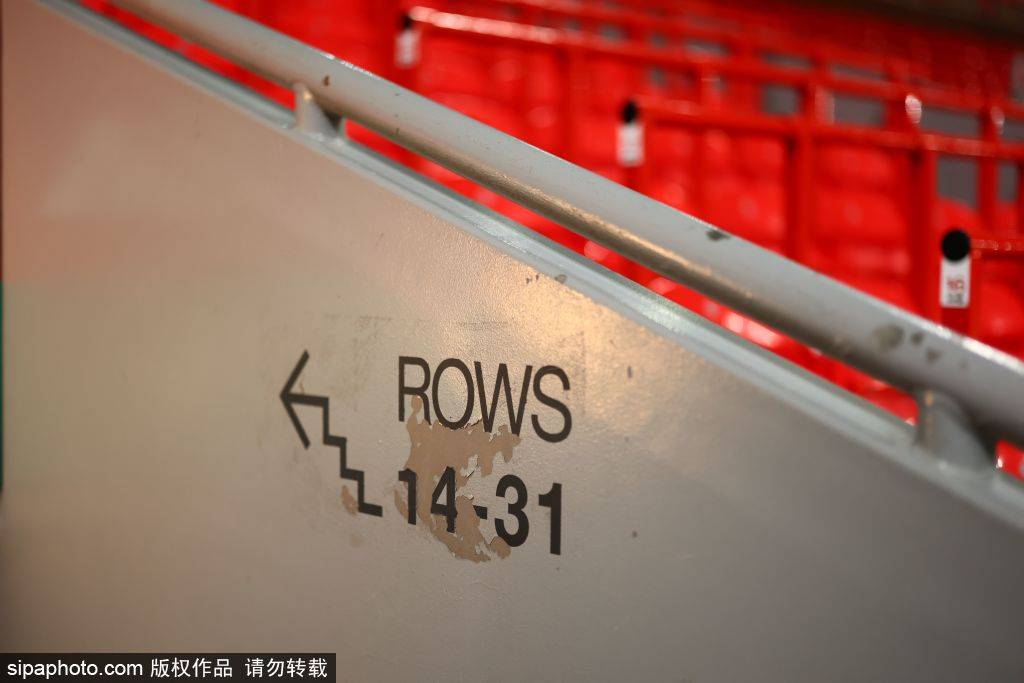 “英格兰足球超级联赛英超积分榜：利物浦遭补