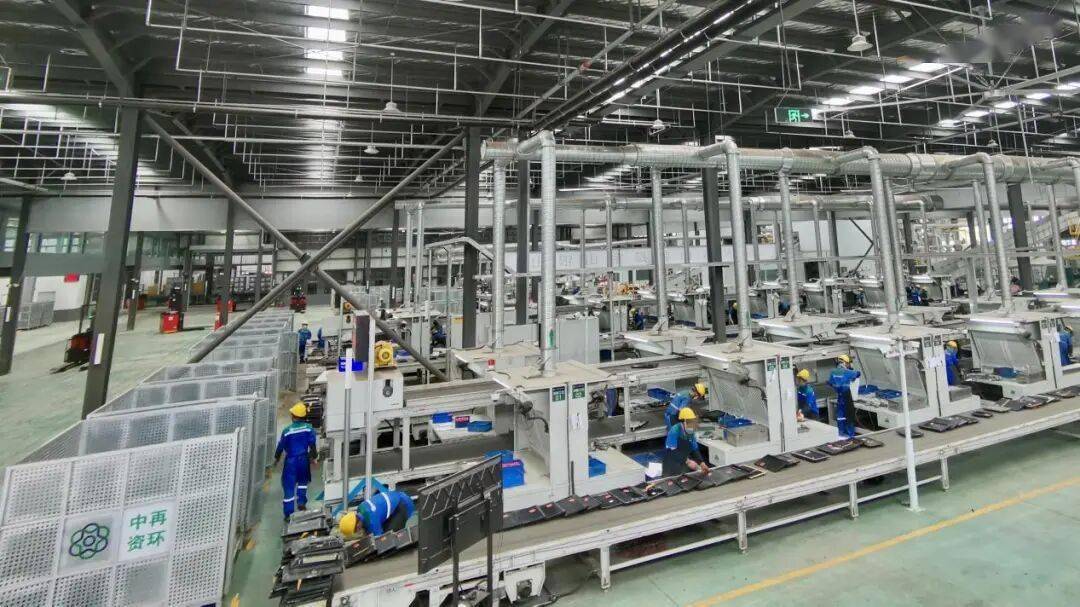 跟着再生资源接管操纵收集编制作战正在宇宙摊开