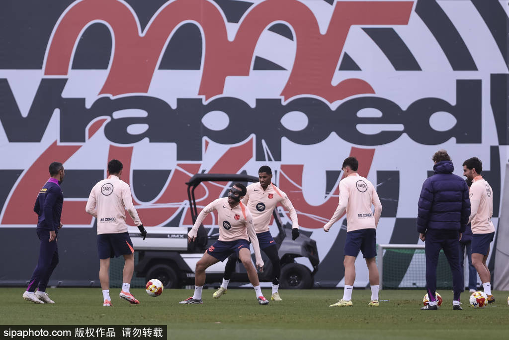 “西班牙人14场德比未胜巴萨：主场的那份无