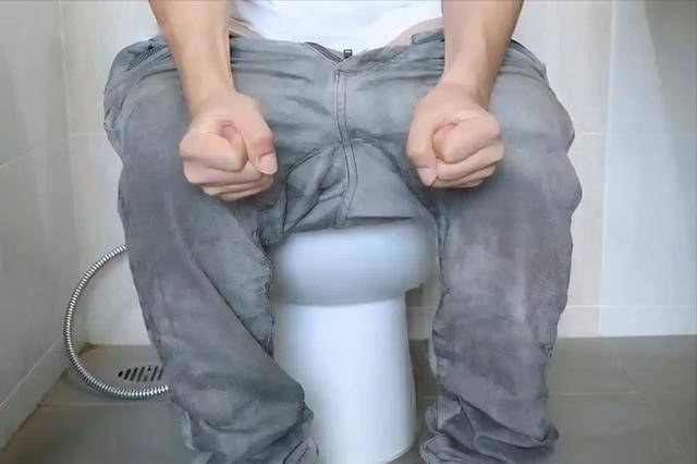 梦境解码，我昨晚梦见上厕所自己的裤子上好多大便好吗？——从心理学与文化视角解析排泄物之梦