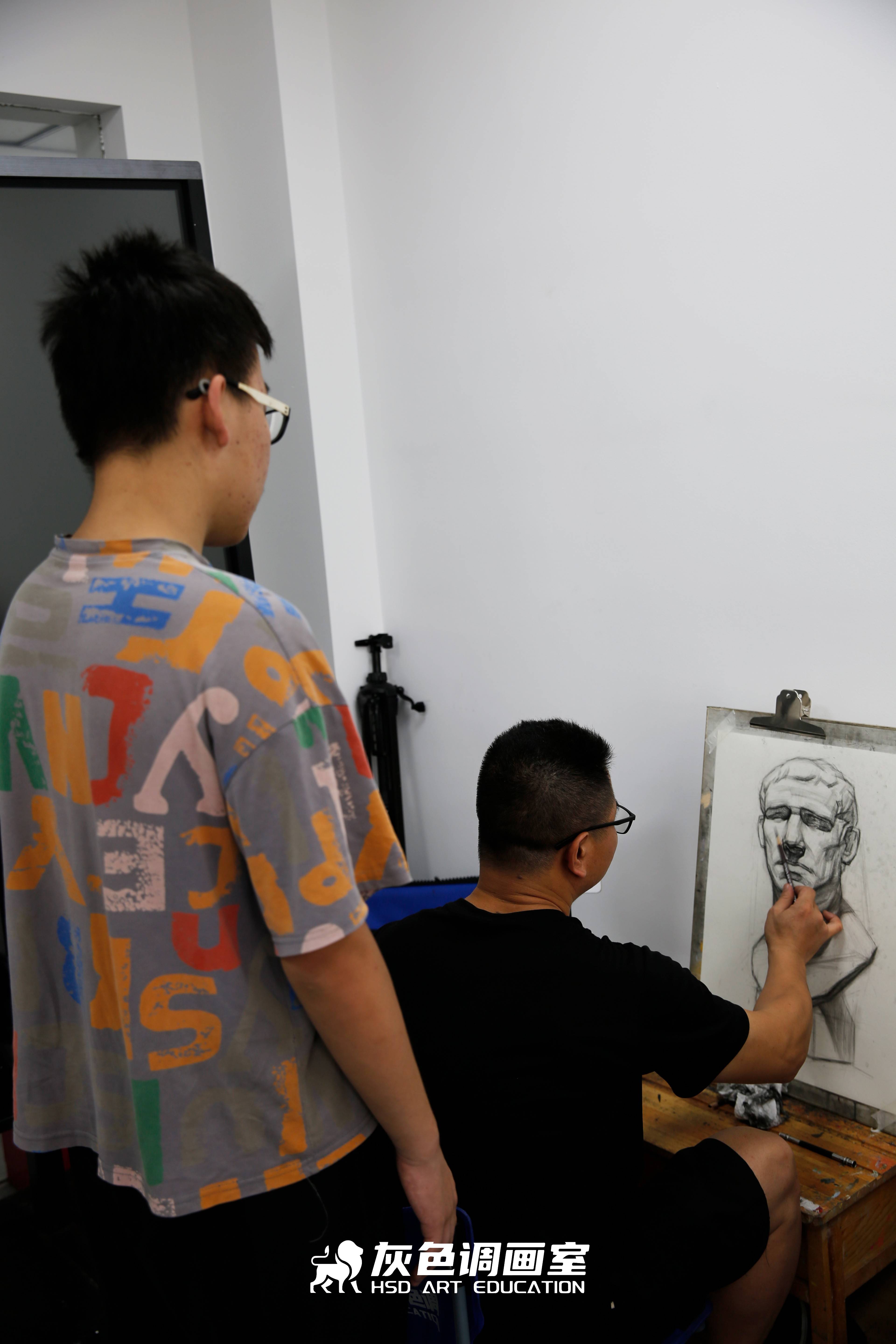 靠谱又低廉！中考美术特训班推举