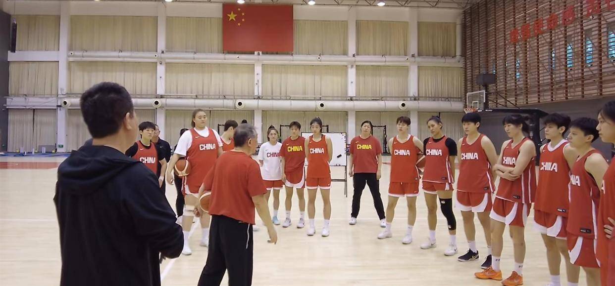 CBA盘口与数据深度__今日CBA盘口分析·大小分策略·球队档案刘禹彤、杨舒予入选！中国女篮最新训练画面曝光宫鲁鸣接受访问