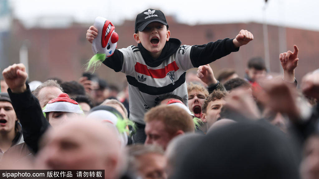 英格兰足球超级联赛曼联天才JJ·加布里埃尔红牌申诉成功：重返赛场的希望与未来的展望