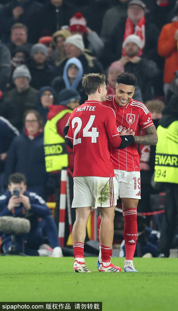 英超联赛免费高清直播+实时赛程+积分预测（2025赛季全覆盖）诺丁汉森林 对阵 利物浦：英超战前全解析 —— 直播观看、开球时间、伤停与看点