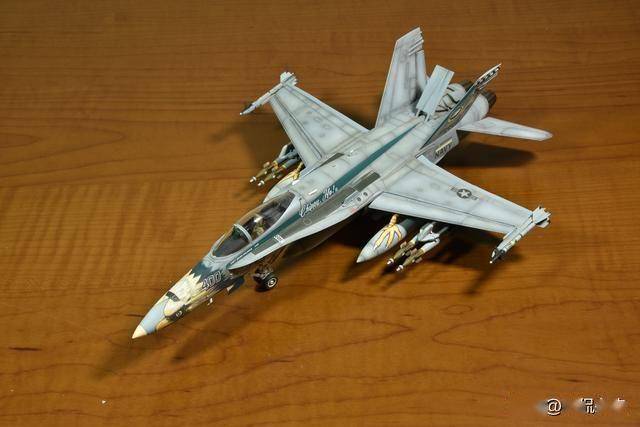 从弃子到全能王：麦道F/A-18“大黄蜂”的逆袭之路