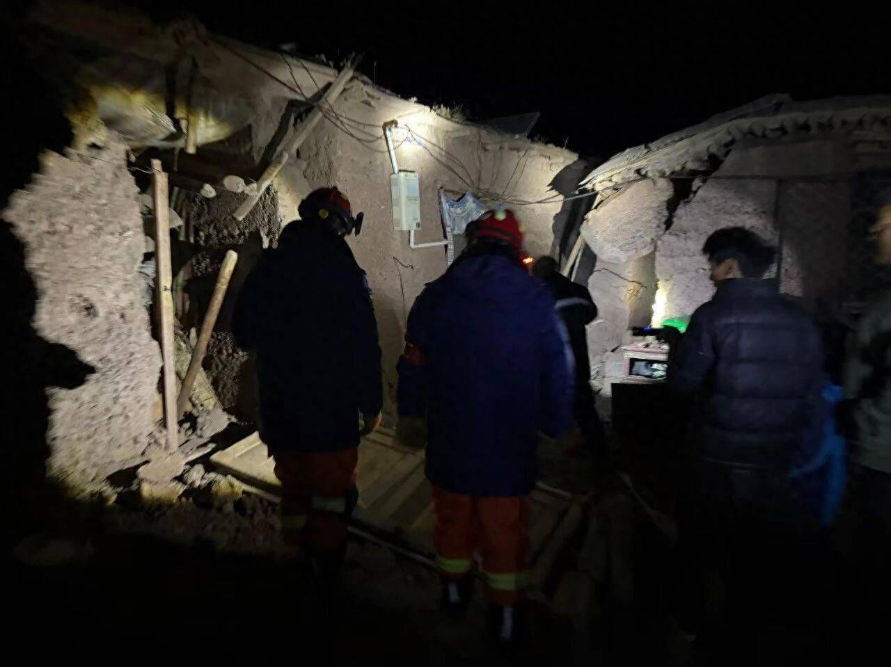 西藏又发生 7.0 级地震！大地震频发，到底意味着什么？