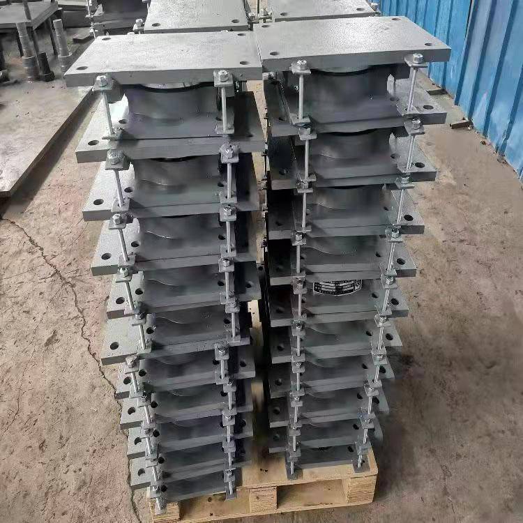 连廊弹性球铰支座 建筑滑动铰接成品钢支座 海晨