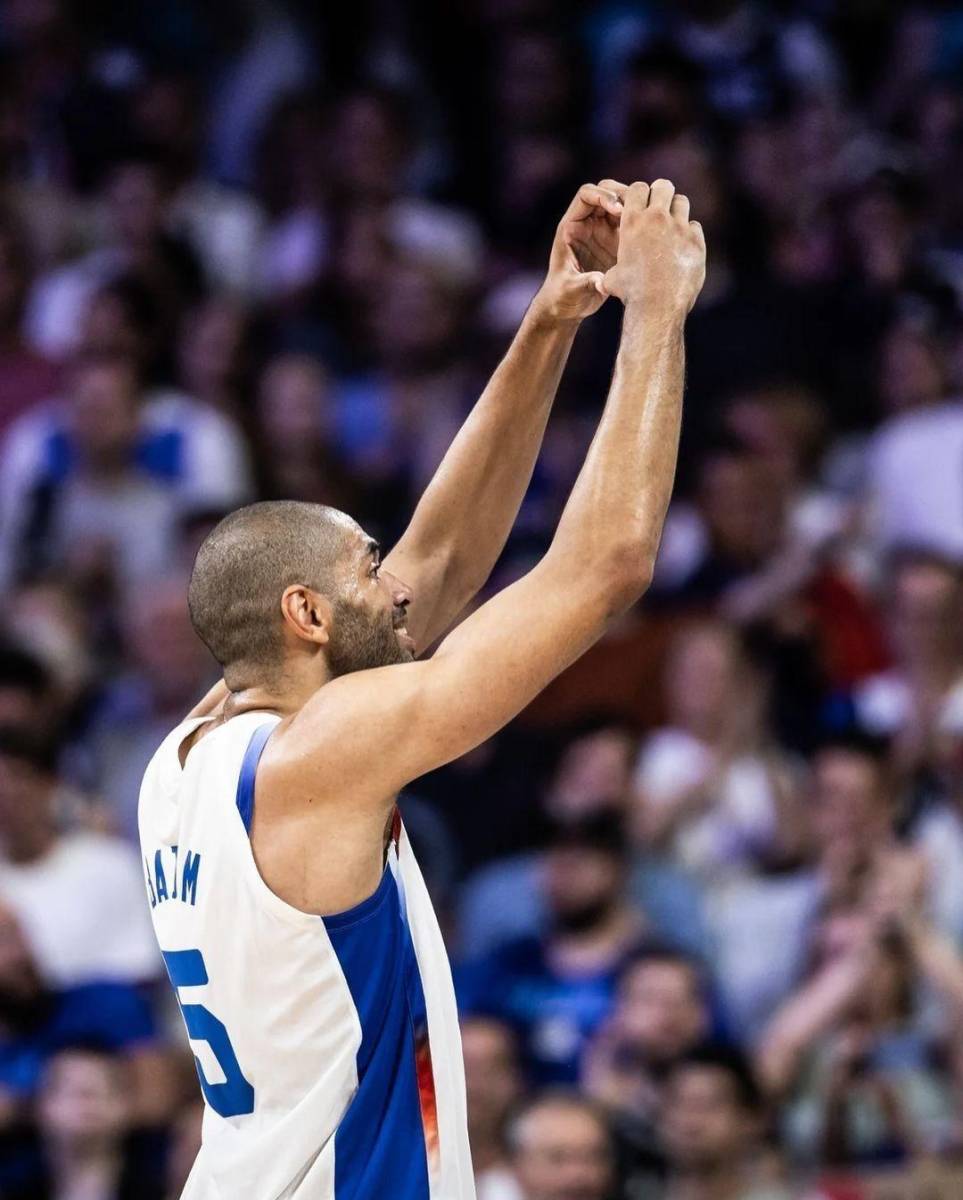 巴图姆:里尔,谢谢你们带来的气氛,太疯狂了!-搜狐大视野-搜狐新闻