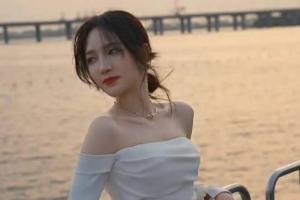 男子购买娃哈哈八宝粥疑吃出指甲盖：厂商回应将