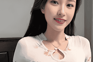 辛巴直播带货被媒体点名：普通食品宣传疗效 涉