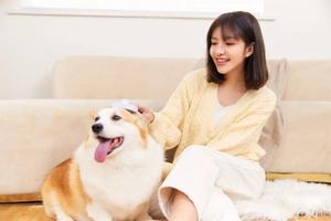 “微脏”“微瑕”？一些直播间卖的“大牌尾货”，竟是旧衣服