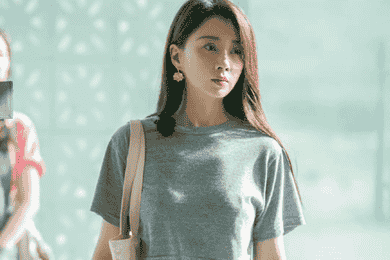 白敬亭潮牌再次因产品质量引热议：到底是宠粉还是割韭菜？