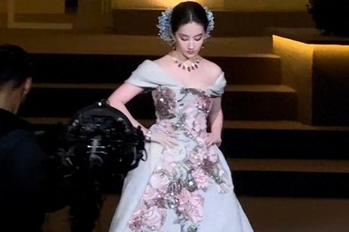 反诈老陈举报“雪糕姐”减肥果冻含泻药：销售商