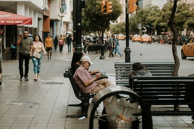 河南省郏县妇幼保健院违规进行无痛流产手术被罚款予以警告