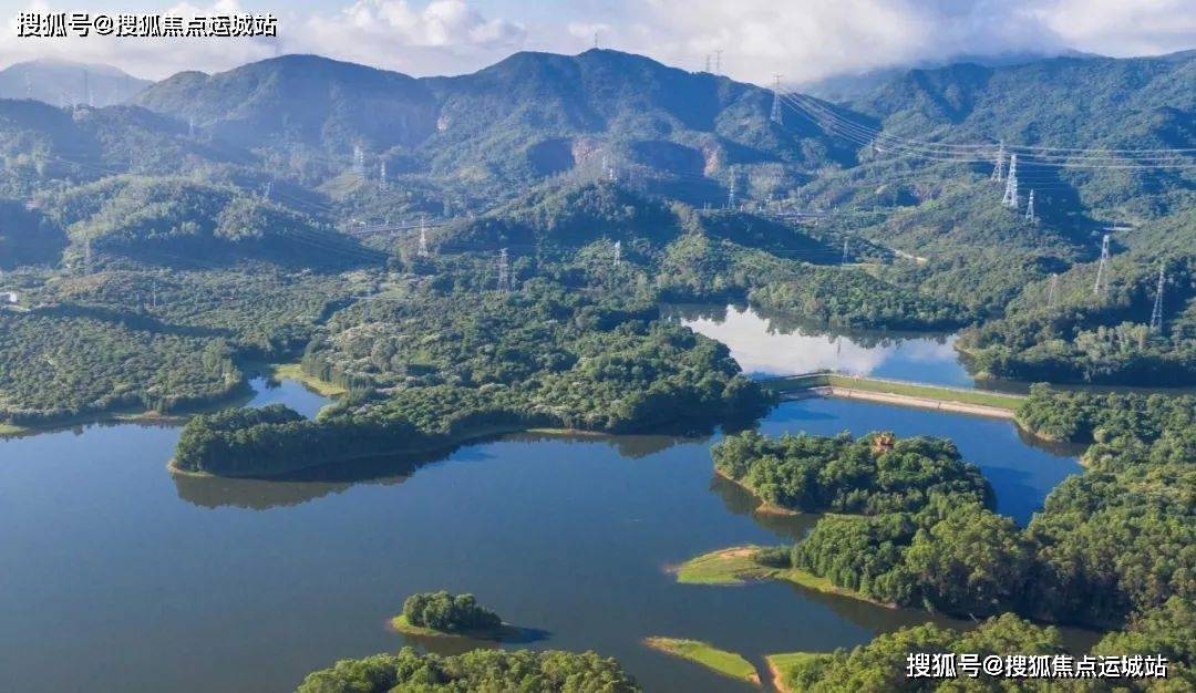 據坪山中芯城,居文體生活高地自然不捨繁華,龍光·玖譽雅筑據城芯之中