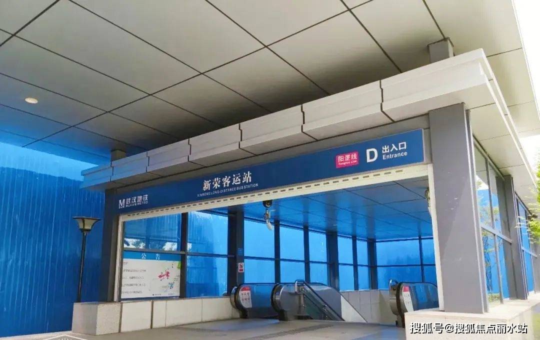 二环线(连接二七长江大桥),后湖大道(规划连接在建堤角长江大桥)等