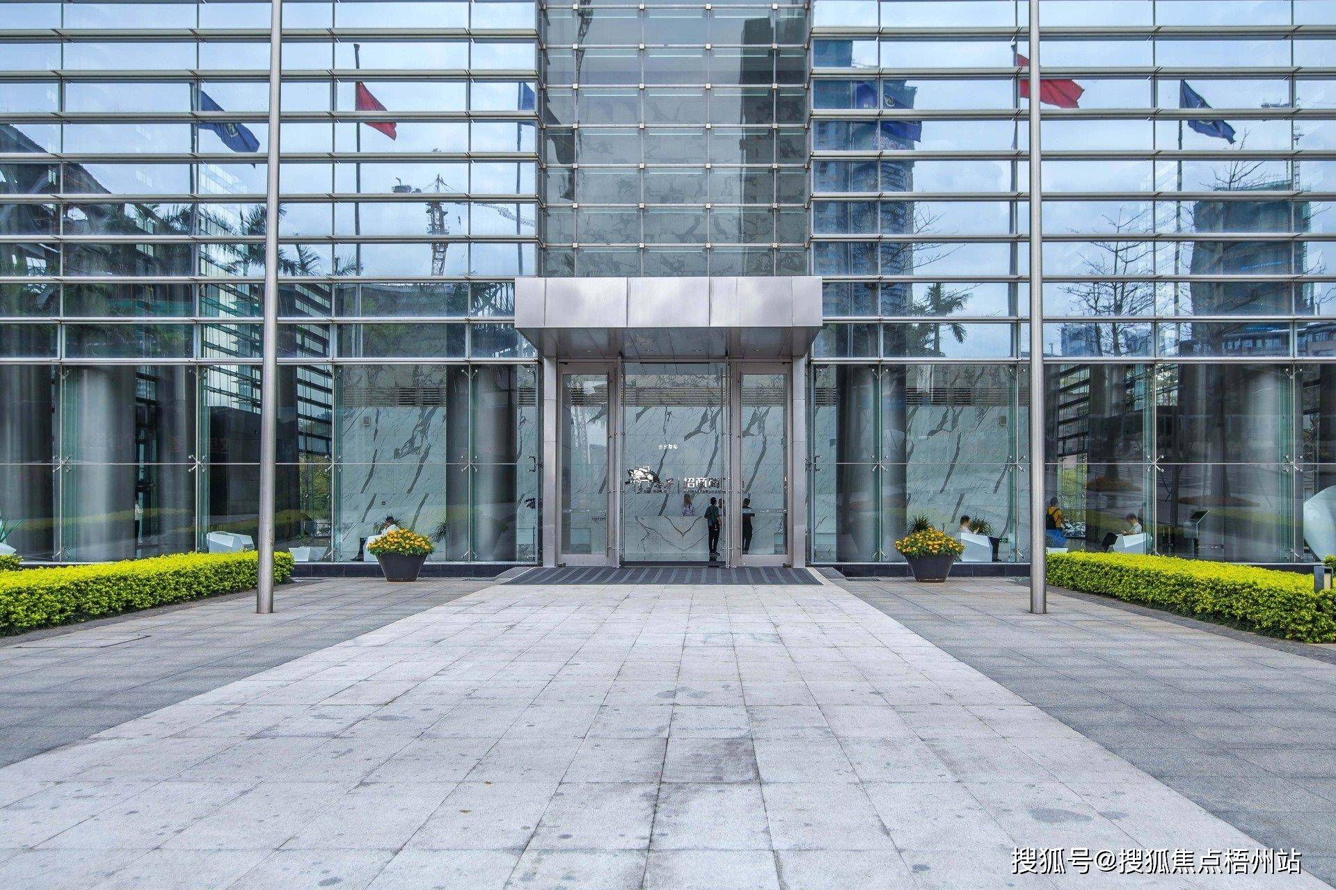 深圳招商局广场联合办公共享办公招租 深圳写字楼共享办公室工位_距离