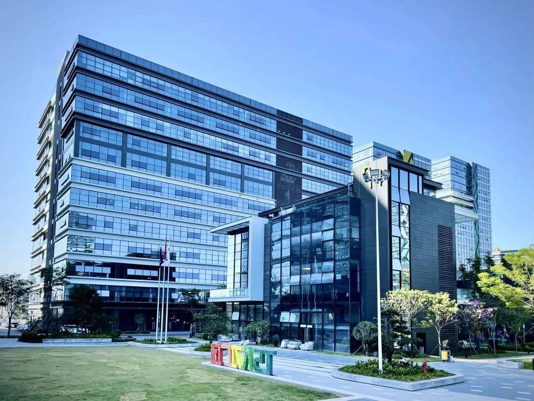 东莞天安数码城 可以凤岗-何必其他东莞凤岗天安数码城售楼中心挥迎