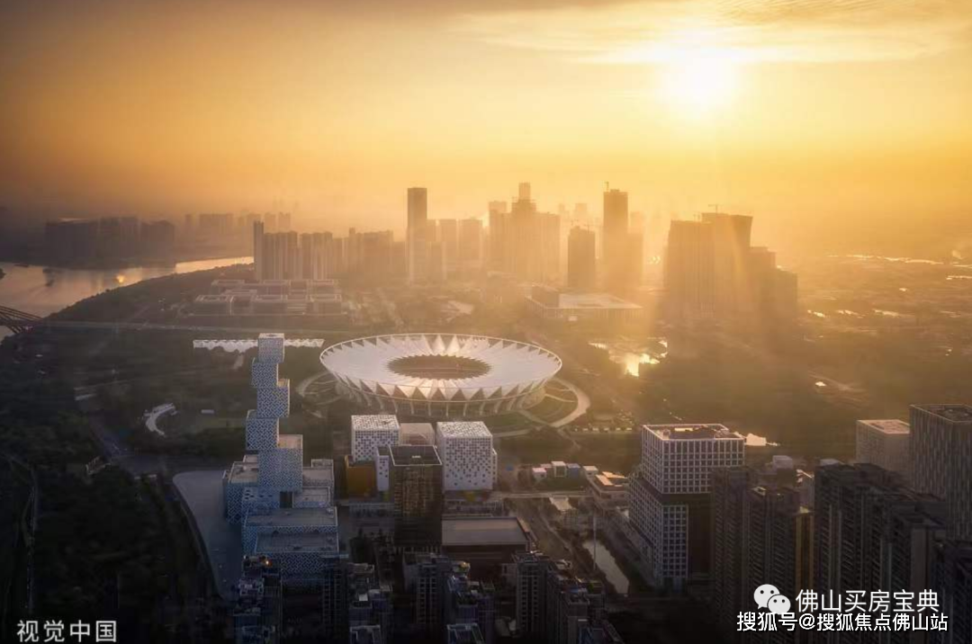 世紀蓮體育中心,坊塔中心,中歐中心商業配套:樂從天佑城,東平保利廣場