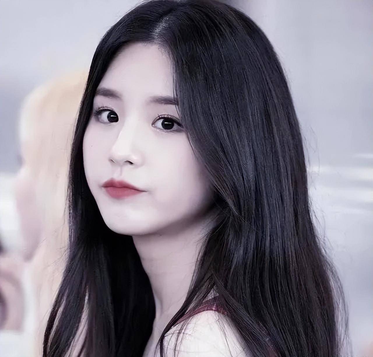 "南韩五代神颜"绝对有她一席之地,田姬振混血儿般颜值惊艳众人_少女