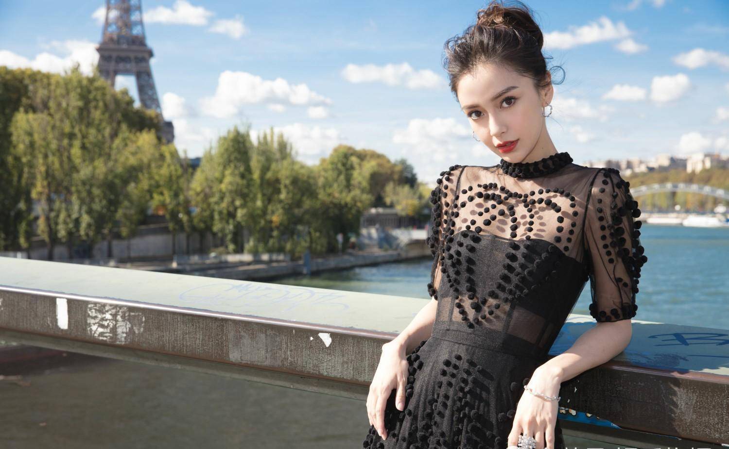 angelababy官宣高奢新代言,略胜大使赵丽颖,仍是品牌亲闺女_身份_时尚