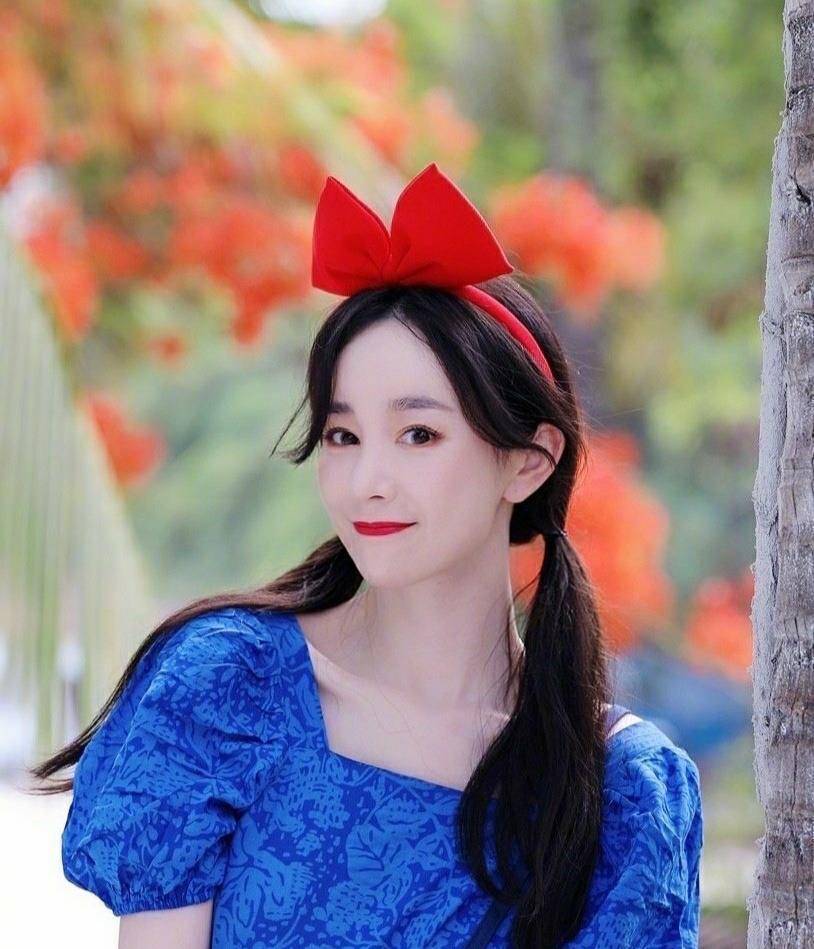 张檬不回避,大方承认多年前争议,换来男友小五3个字回应,尽显格局大气