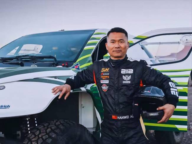 jackery电小二助力中国车王韩魏再战达喀尔,绿色能源闪耀全球顶尖越野