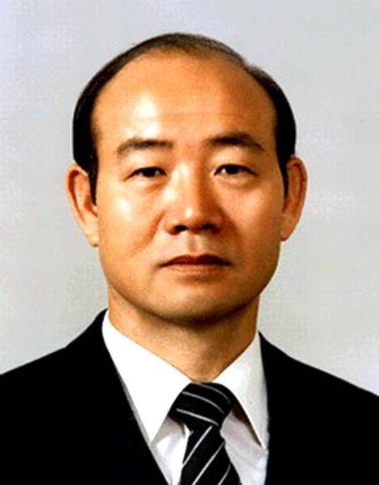 2009年韩国前总统卢武铉自杀后,儿子前往中国发展,女儿被捕入狱_事件