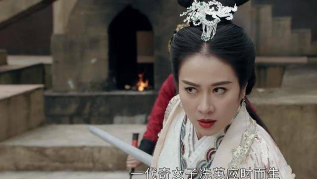 中年女演员"装嫩",央视历史剧惨遭毒手,一脸褶子穿丝袜真无语_叶璇