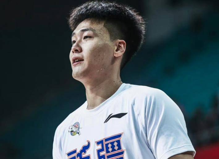 齐麟拿33分于德豪贡献关键防守,新疆伊力特4分险胜广东_比赛_比分_cba