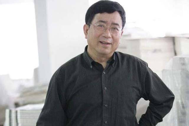 余秋雨的另一面:抛弃发妻李红,另娶小16岁马兰,前妻怒斥伪君子_丈夫