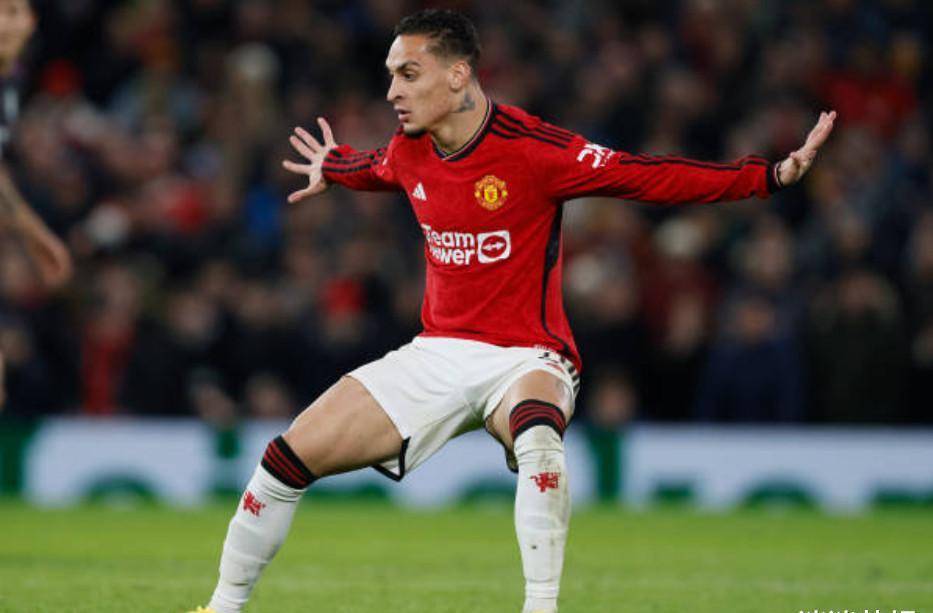 曼联球星安东尼争议:滕哈格宠儿还是实力派球员?_比赛_球迷_团队