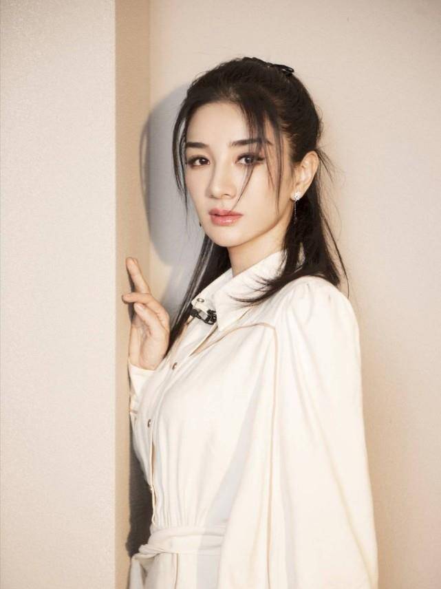 表白刘雨昕,堪称最快追星模板,被刘雨昕回复速度惊了_叶璇_社交_账号