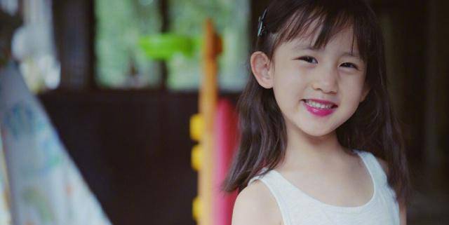 有如此优秀的女儿,也难怪黄磊与老婆孙莉变成晒娃儿达人,黄多多也一下